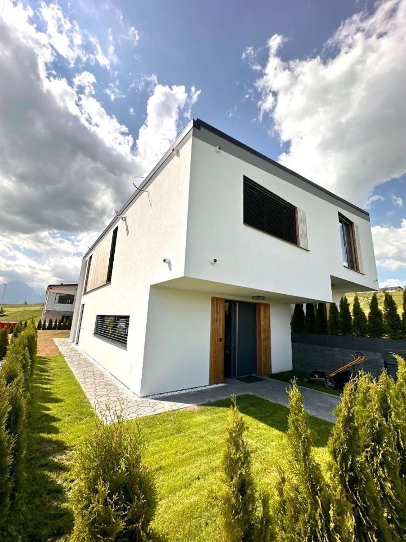 Luxury Apartments Maly Slavkov Dış mekan fotoğraf