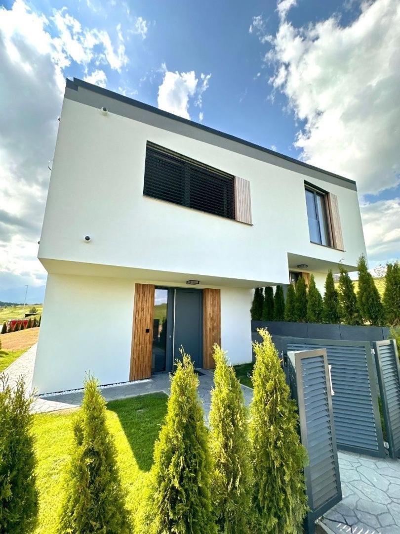 Luxury Apartments Maly Slavkov Dış mekan fotoğraf