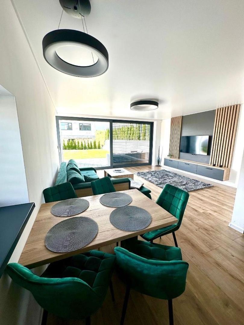 Luxury Apartments Maly Slavkov Dış mekan fotoğraf